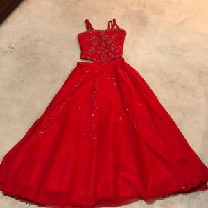 Red little girls pageant dress 2 piece
